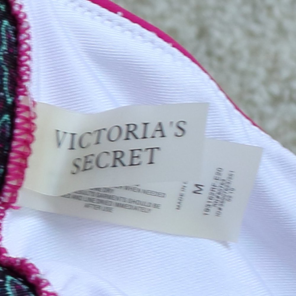 Victoria's Secret Pink Paisley Halter Bikini Swim Top M - Picture 7 of 7